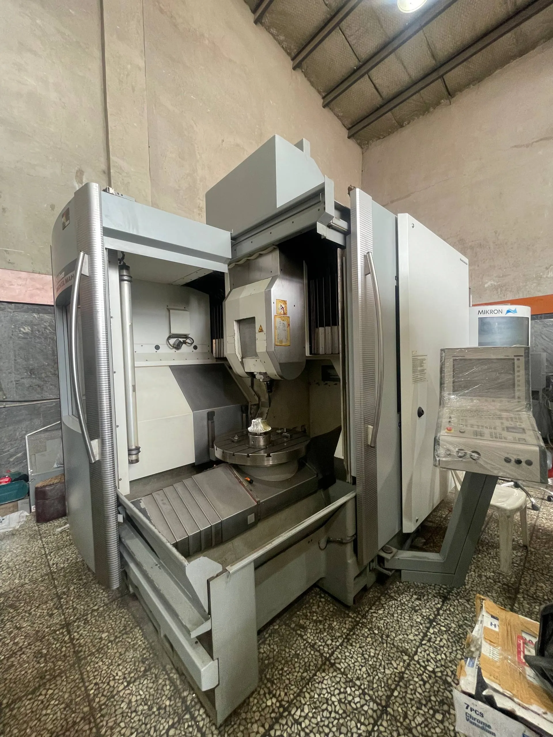 فرز Deckel Maho DMC 75 V