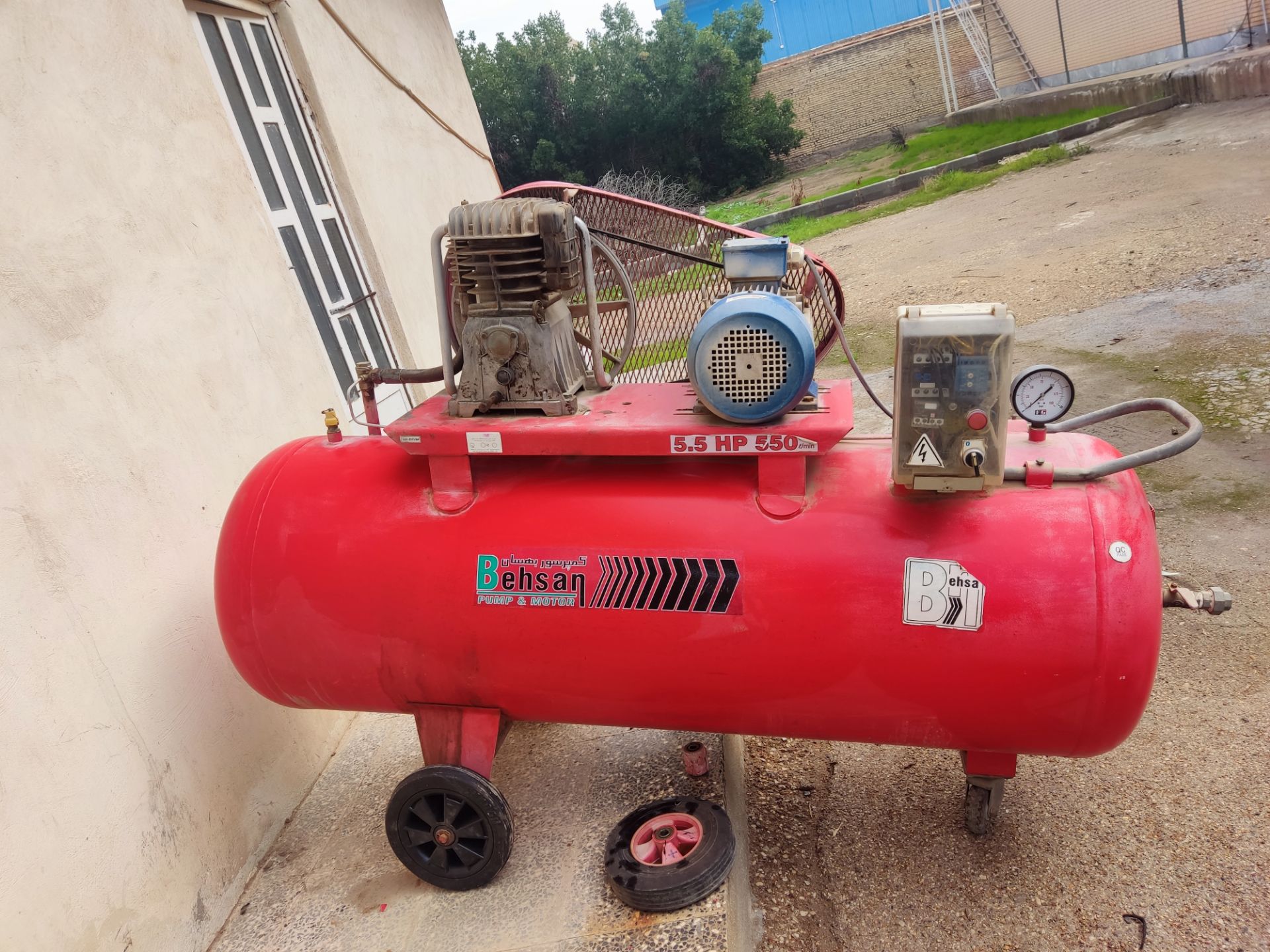کمپرسور ۵۵۰ لیتر سه فاز